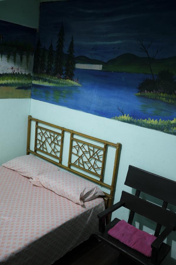Hostal Del Este Santa Fe Сан-Хосе Екстер'єр фото